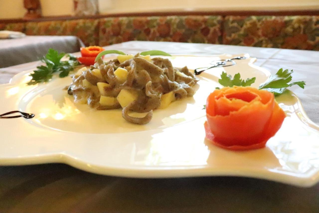 מאלוסקו Hotel Panorama Wellness & Resort מראה חיצוני תמונה