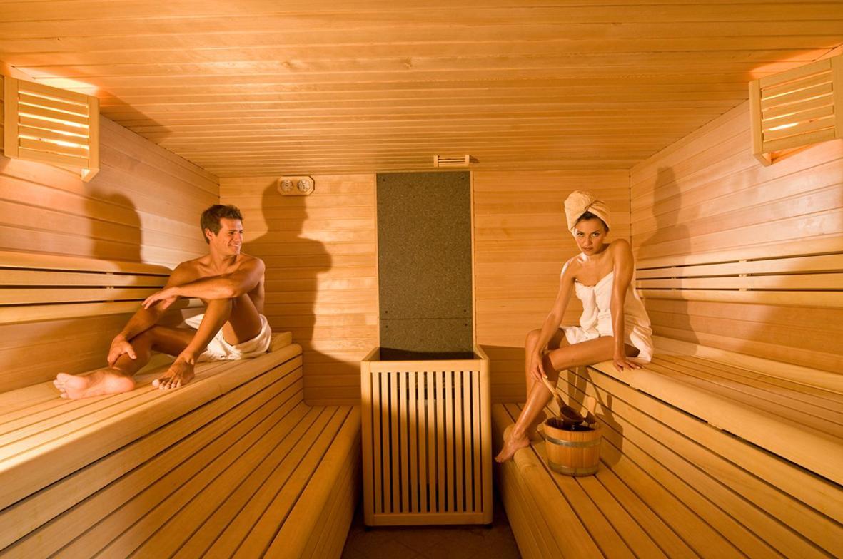 מאלוסקו Hotel Panorama Wellness & Resort מראה חיצוני תמונה